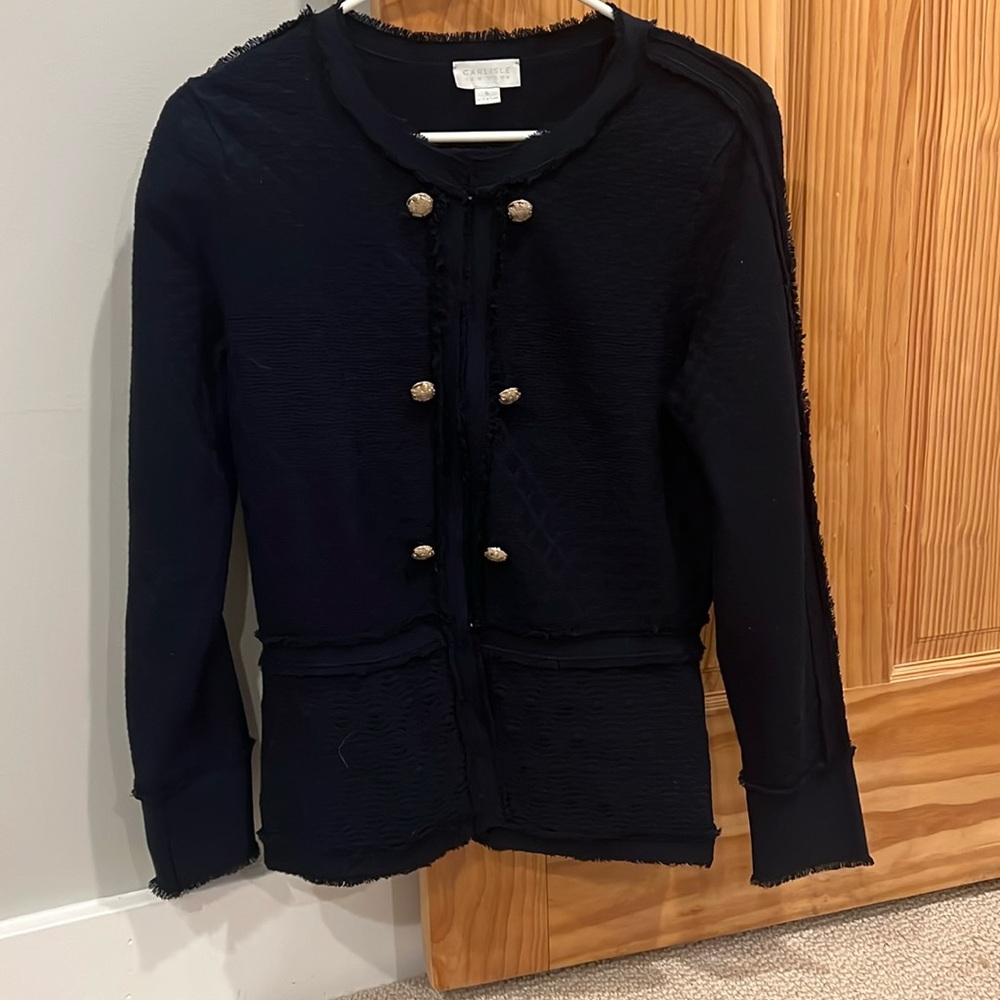 Nwt carlisle New York button front knit sweater size small